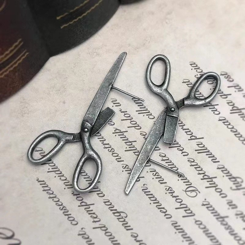 Vintage Scissor Shaped Earrings