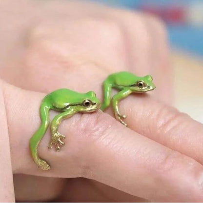 Keep the Forest Close - Tree Frog Ring & Earrings